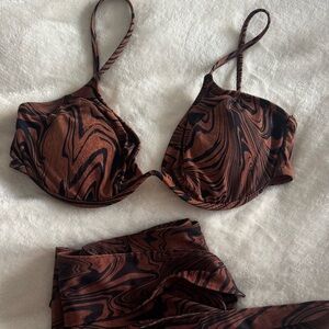 GOOD AMERICAN Bikini top & sarong
